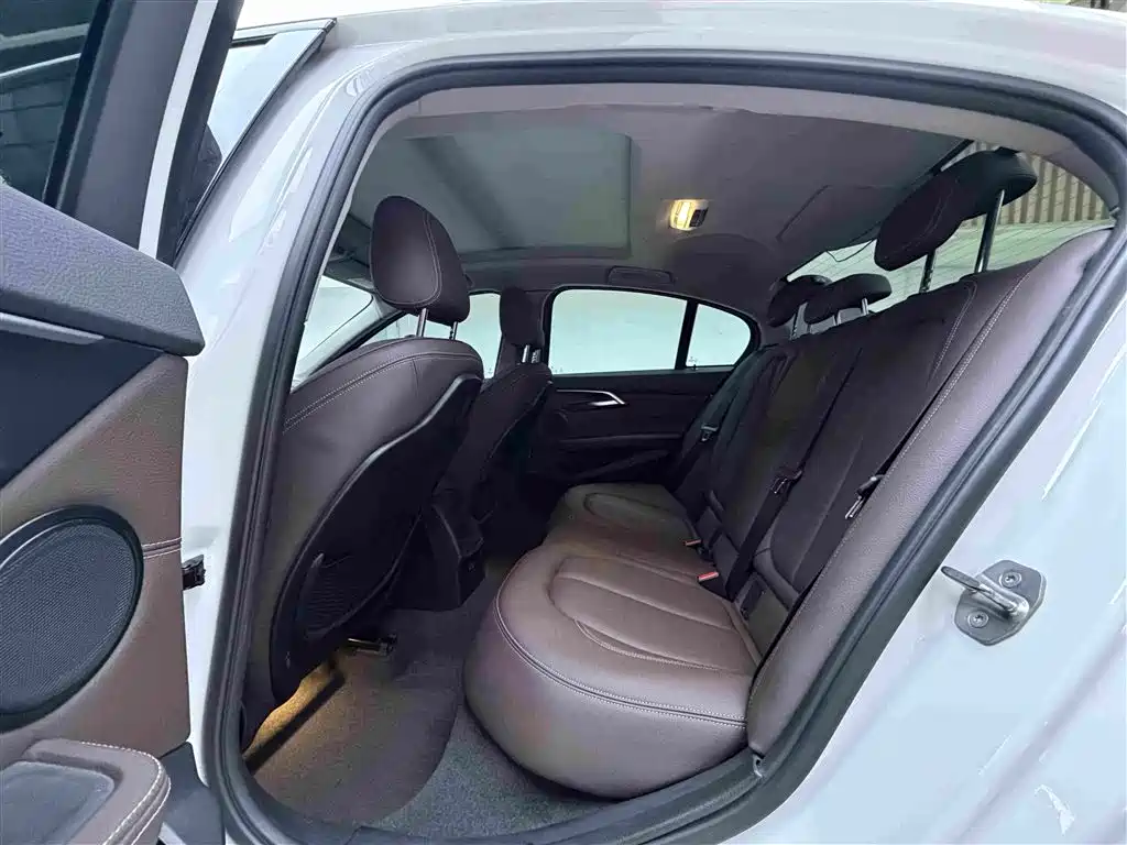 BMW 1 Series — миниатюра 6