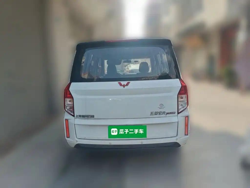Wuling Hongguang PLUS — миниатюра 3