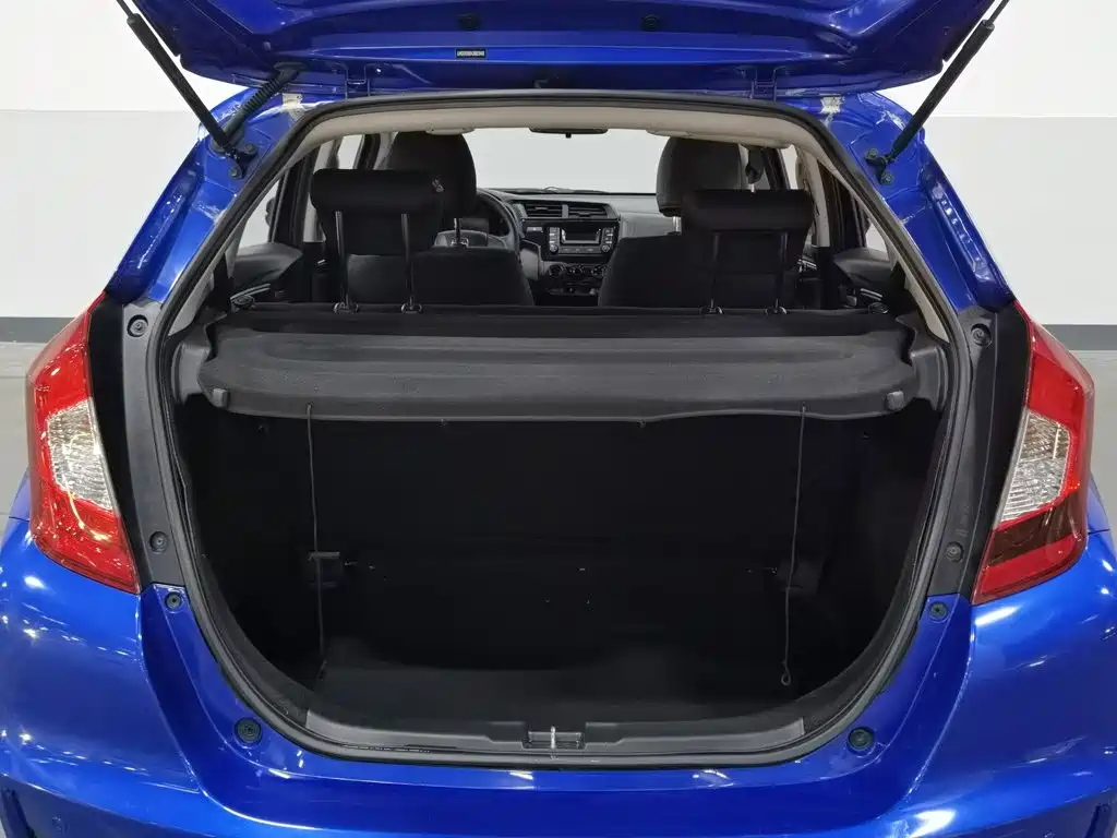 Honda Fit — миниатюра 16
