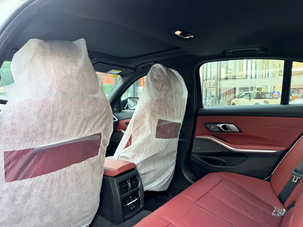 BMW 3 Series — миниатюра 10