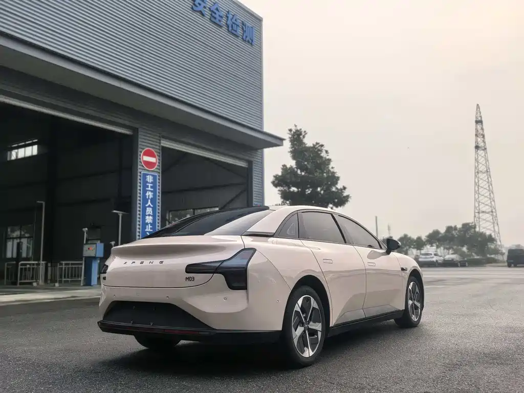 XIAOPENG MONA M03