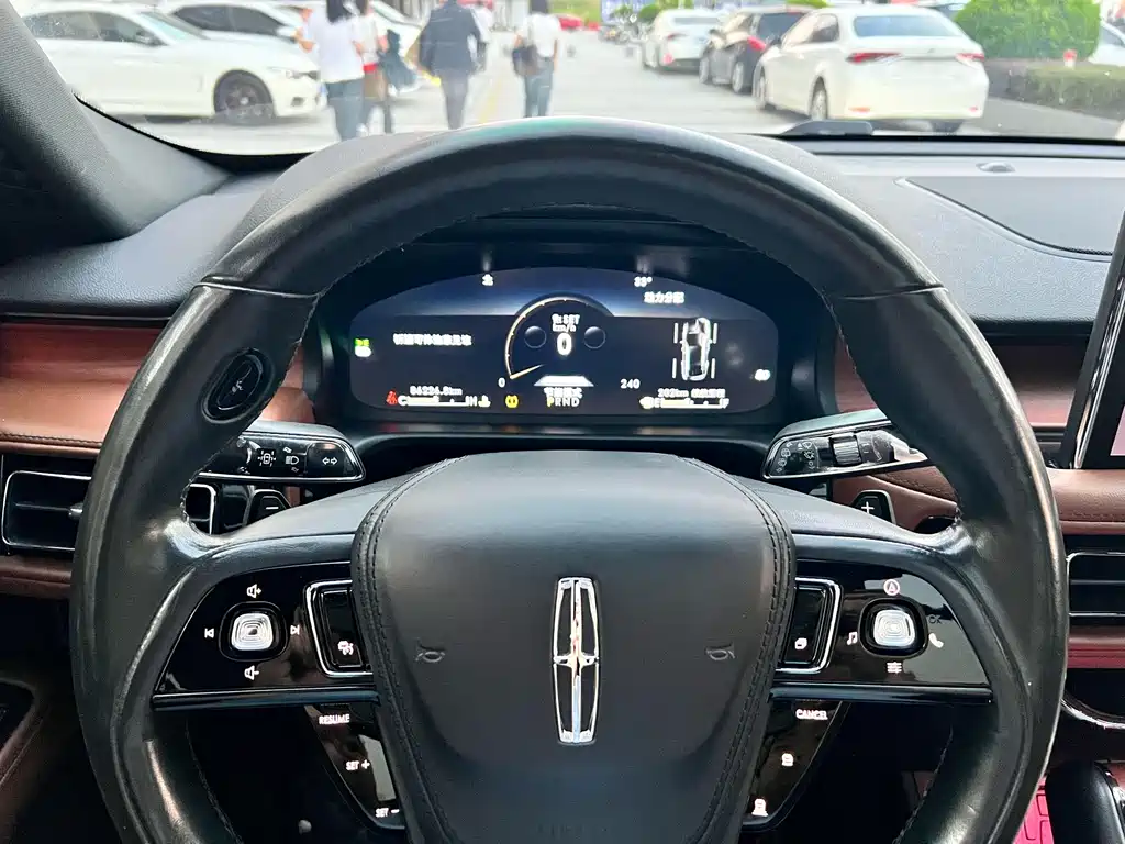 Lincoln Aviator — миниатюра 9