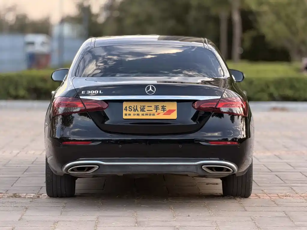 Mercedes-Benz E-Class — миниатюра 5