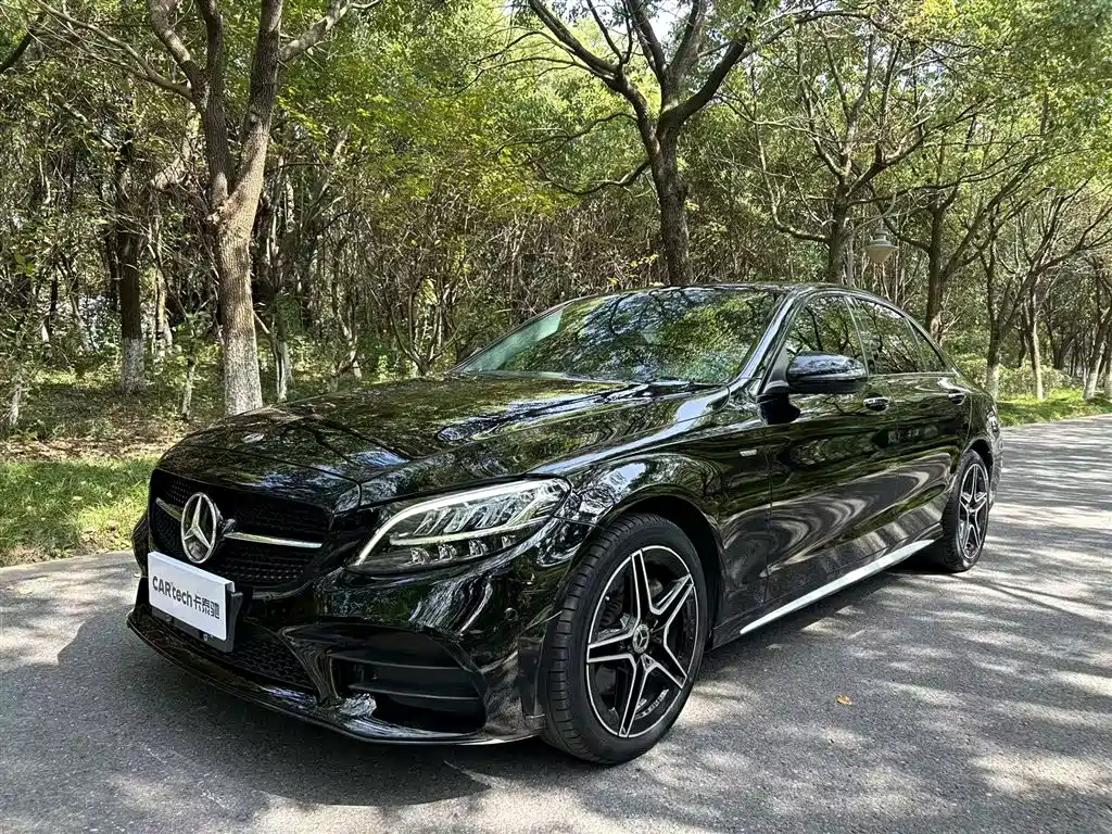 Mercedes-Benz C-Class 2021