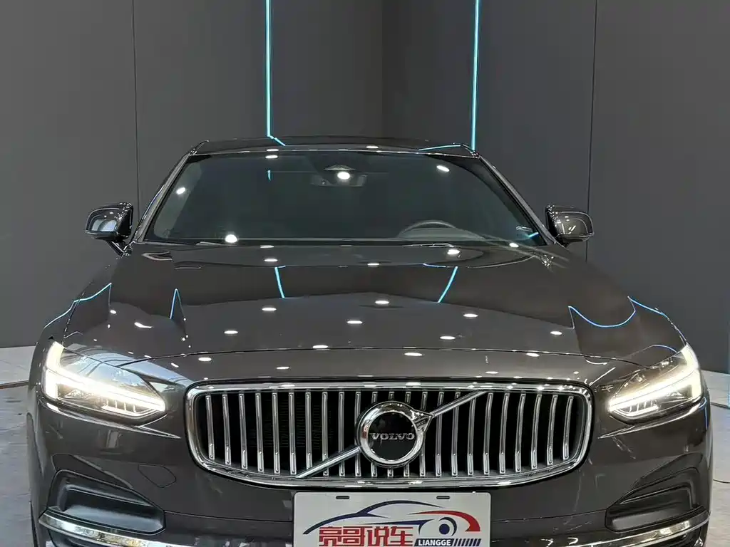 Volvo S90 — миниатюра 2