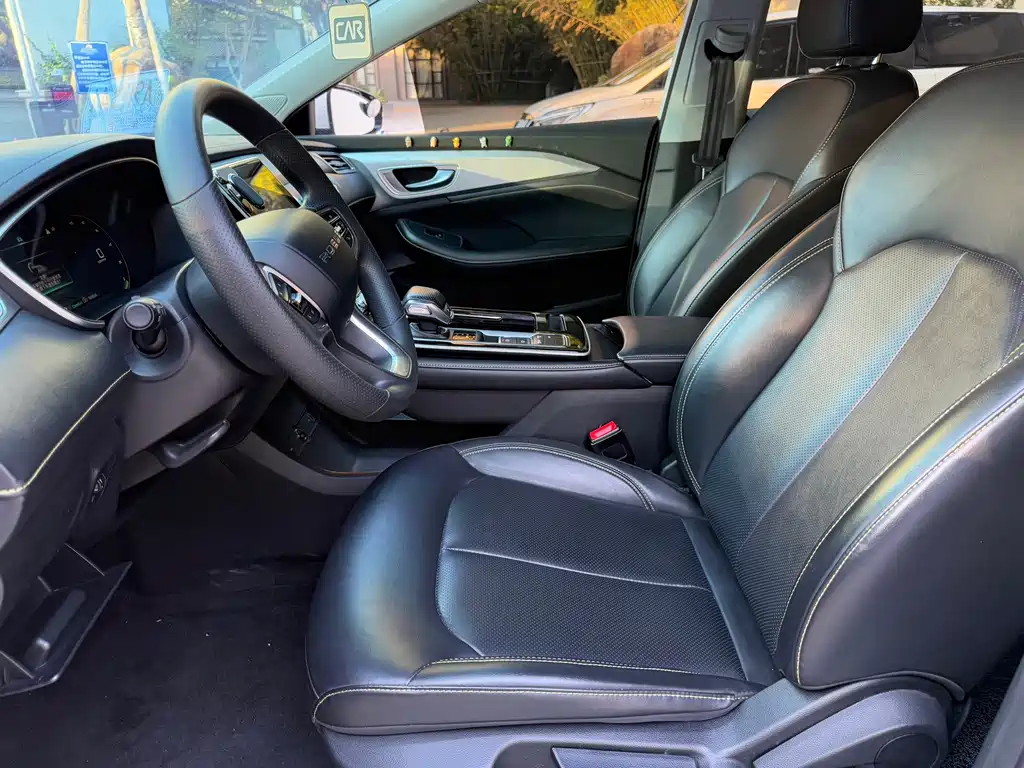 Roewe i6 MAX New Energy — миниатюра 9