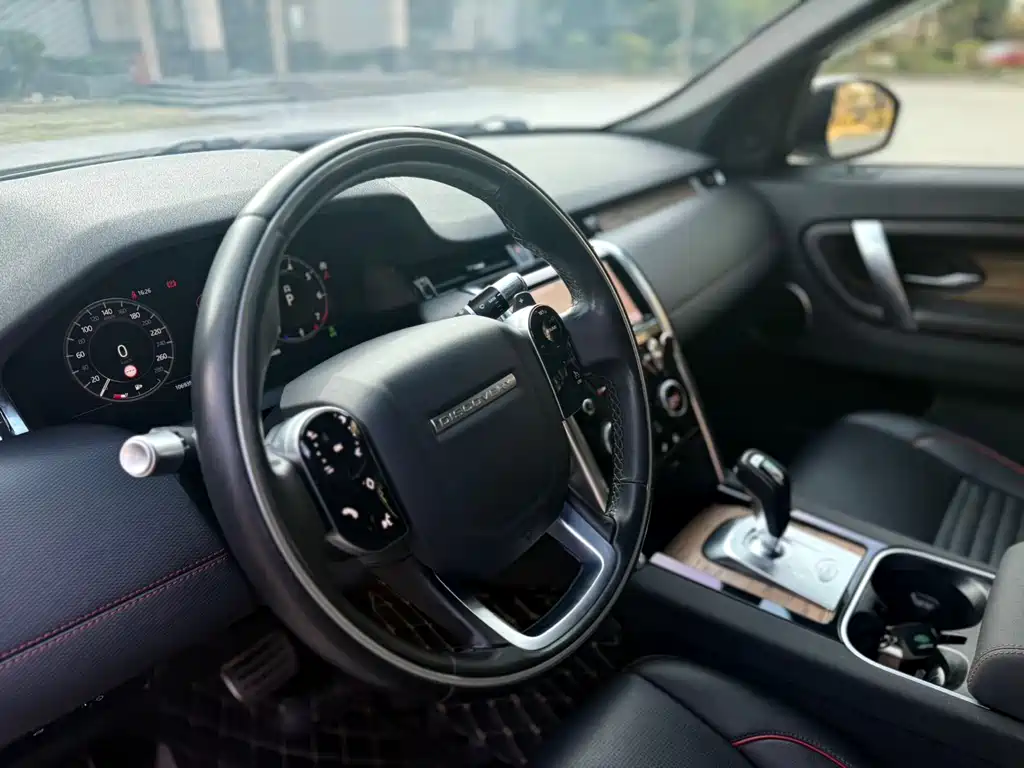 LAND ROVER DISCOVER SPORTS