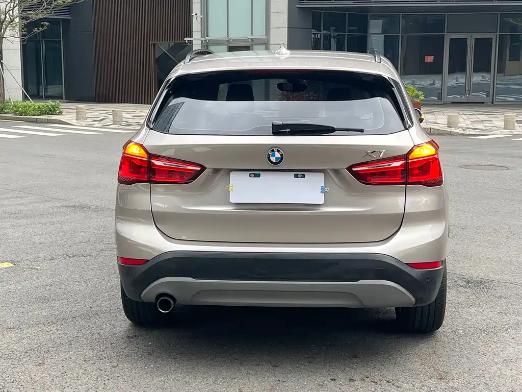 BMW X1 2016 sDrive18Li Premium