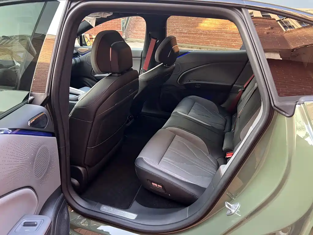 ZEEKR EXTREME KRYPTON 007GT