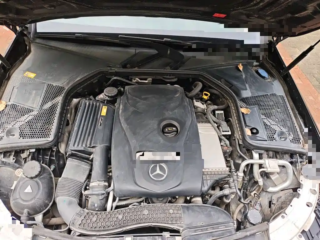 Mercedes-Benz C-Class — миниатюра 16