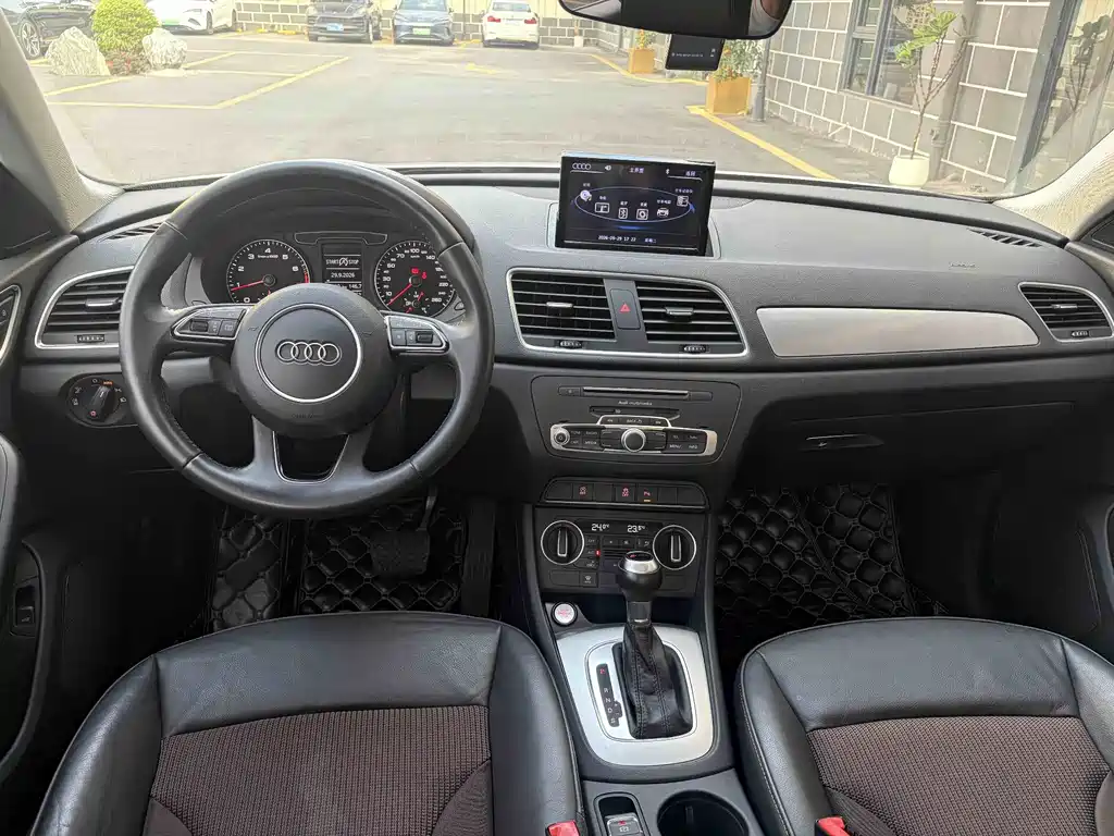 Audi Q3 — миниатюра 11