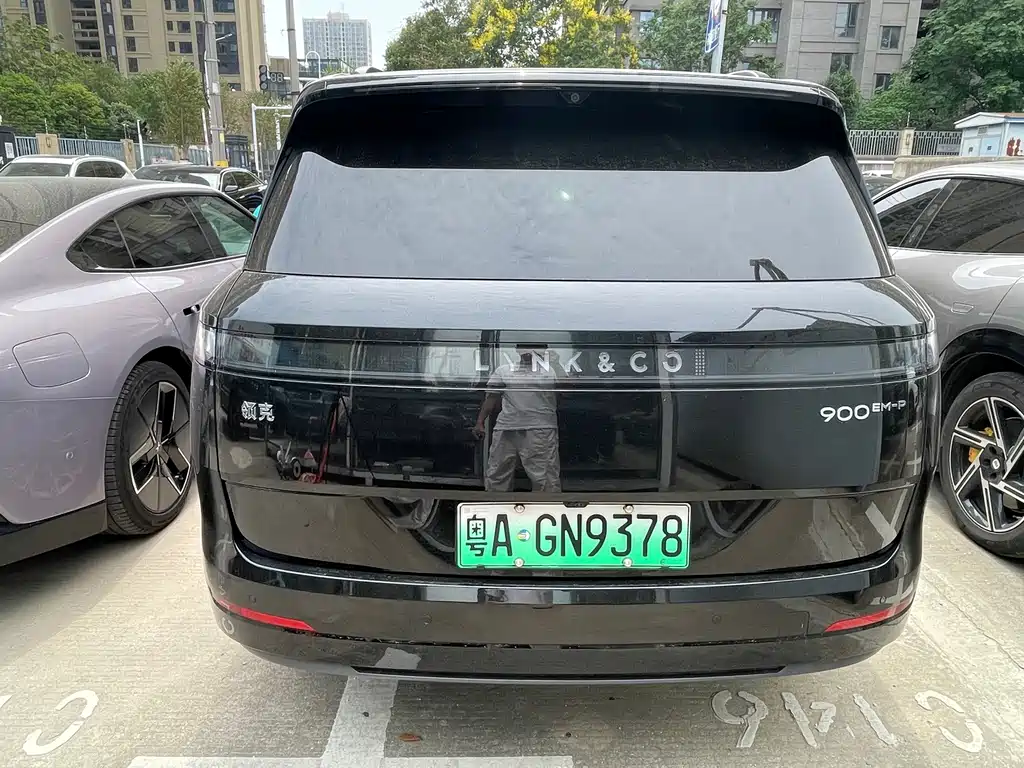 Lynk & Co 900 — миниатюра 9