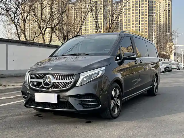 MERCEDES-BENZ V CLASS