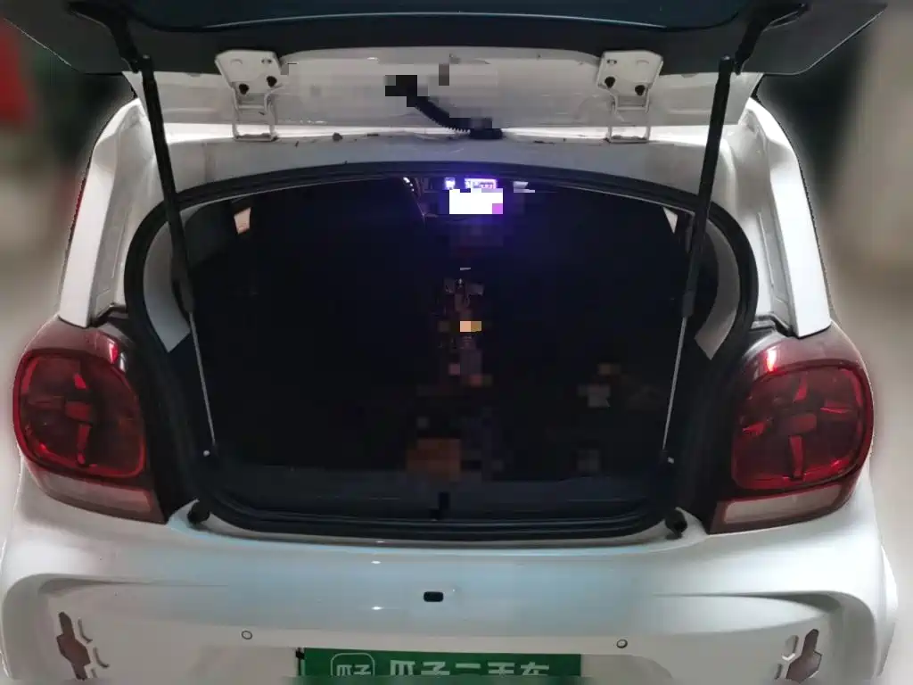 Roewe Clever — миниатюра 20