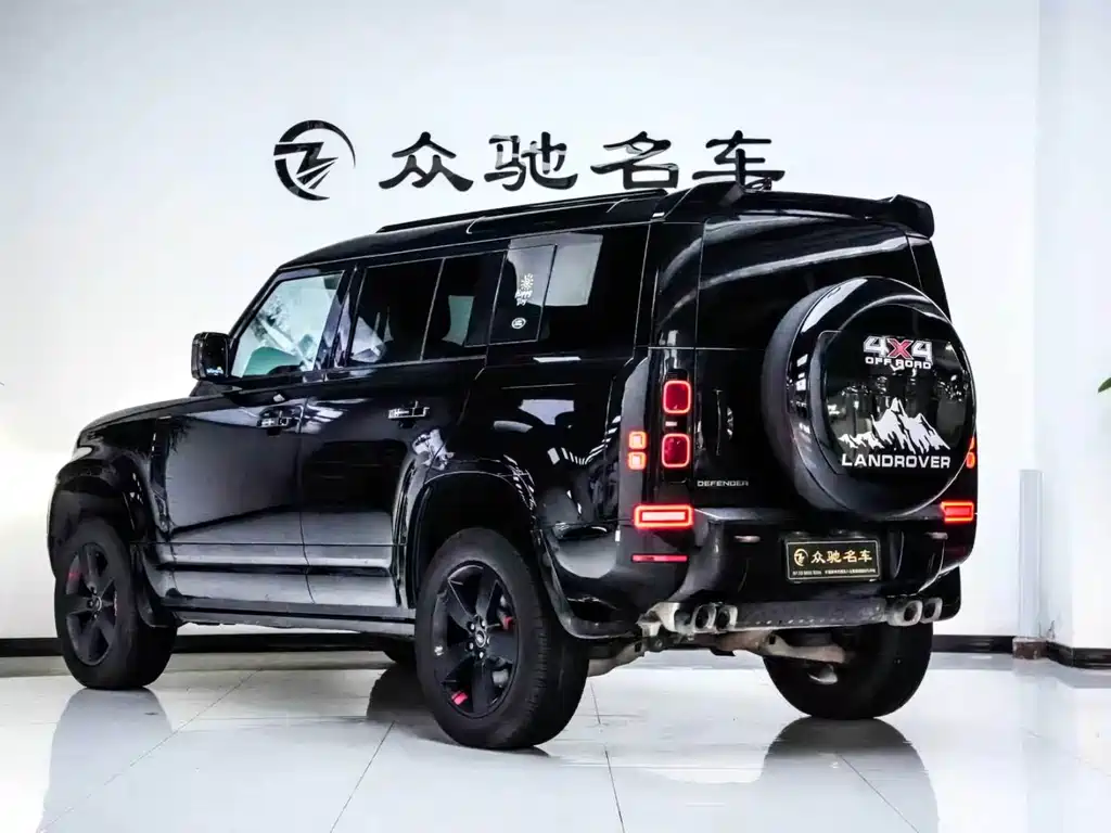 Land Rover Defender — миниатюра 12