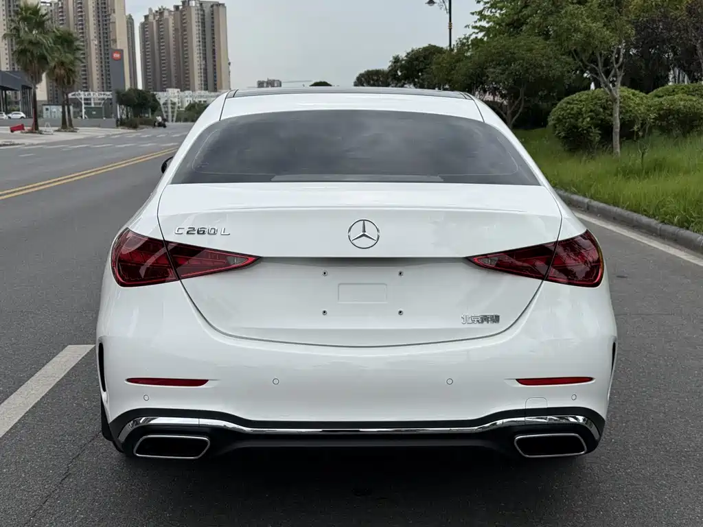 Mercedes-Benz C-Class — миниатюра 3