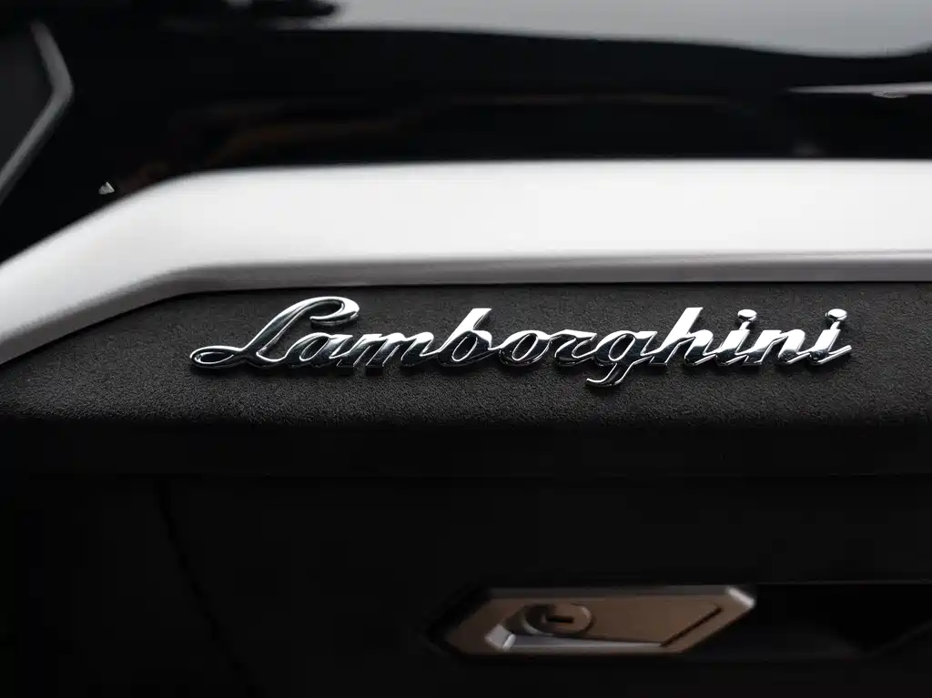 Lamborghini Urus — миниатюра 8