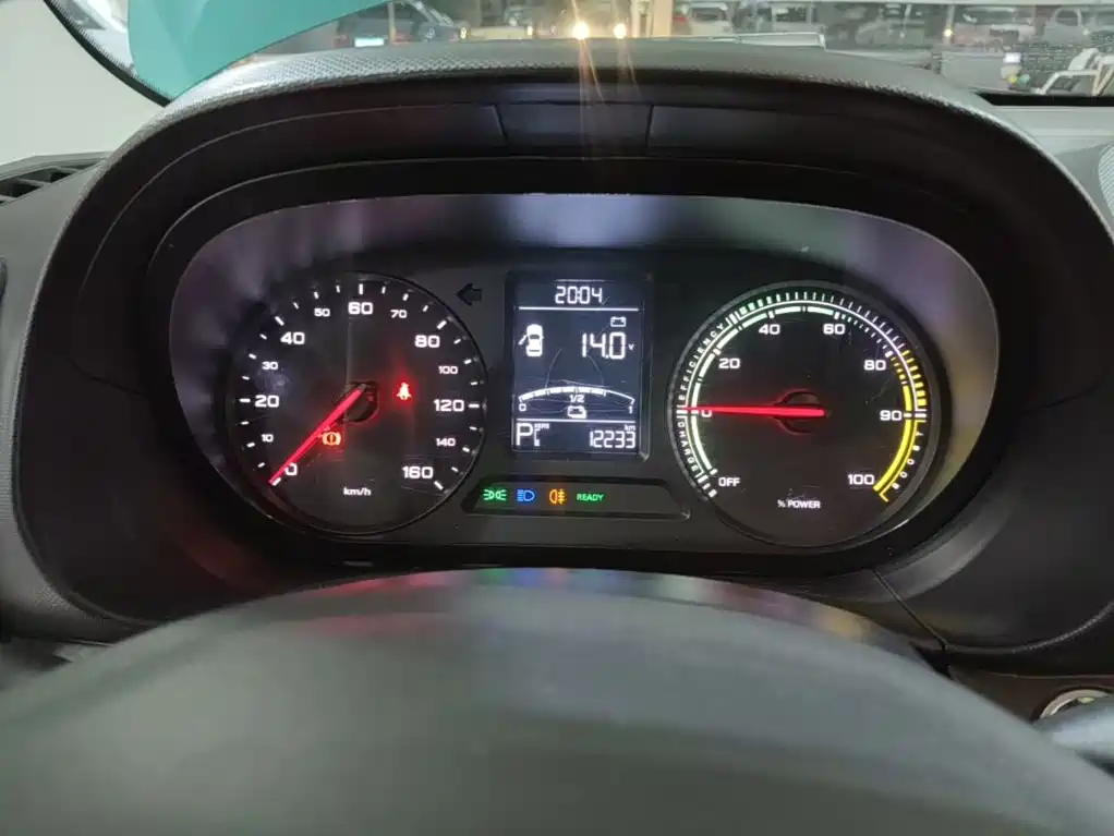 Roewe Clever — миниатюра 12