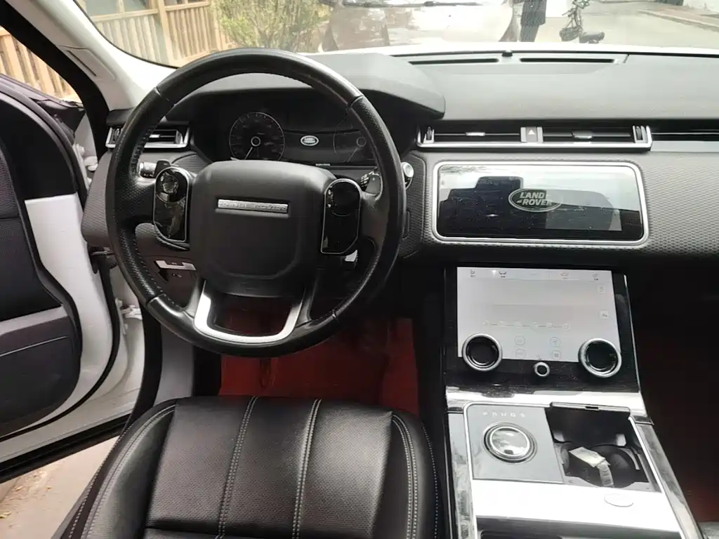 Land Rover Velar — миниатюра 7