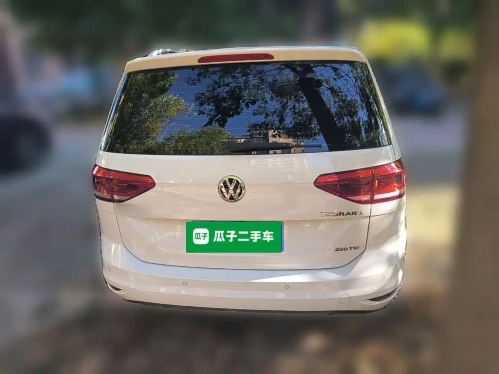 Volkswagen Touran — миниатюра 3