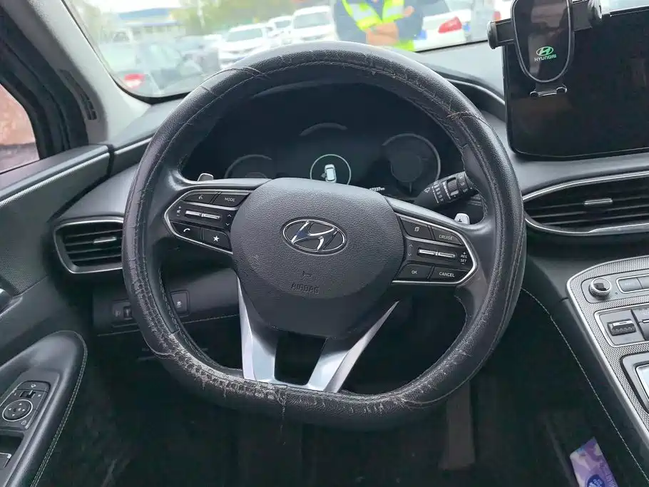 Hyundai Santa Fe — миниатюра 15
