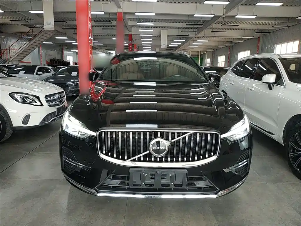 Volvo XC60 2024 B5 Luxury