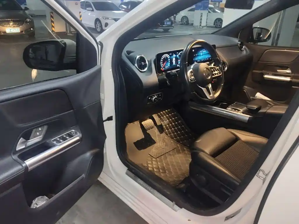 Mercedes-Benz B-Class — миниатюра 21