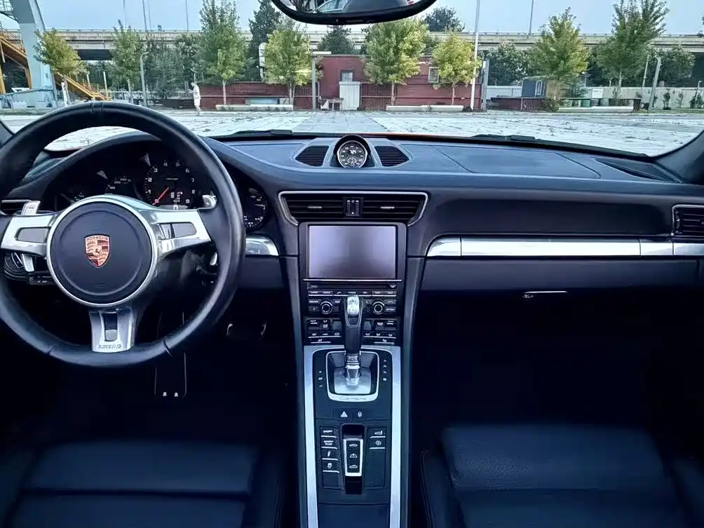 Porsche 911 — миниатюра 12