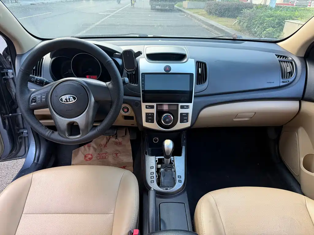 Kia Forte — миниатюра 13