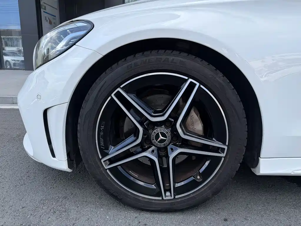 Mercedes-Benz C-Class (Import) — миниатюра 15