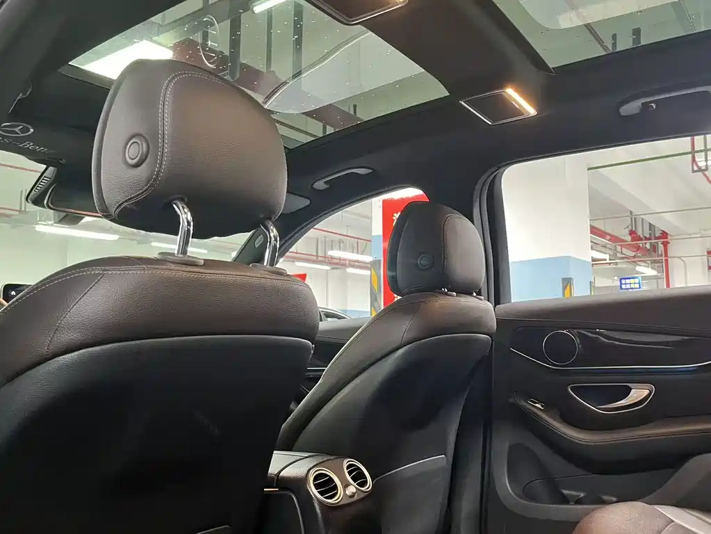 Mercedes-Benz GLC — миниатюра 10