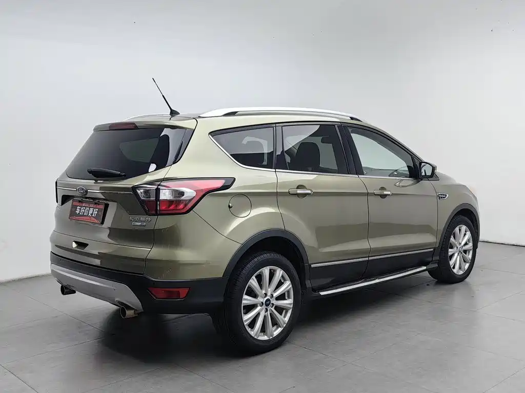 Ford Kuga — миниатюра 2