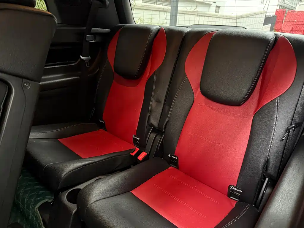 Mercedes-Benz GLB AMG — миниатюра 17