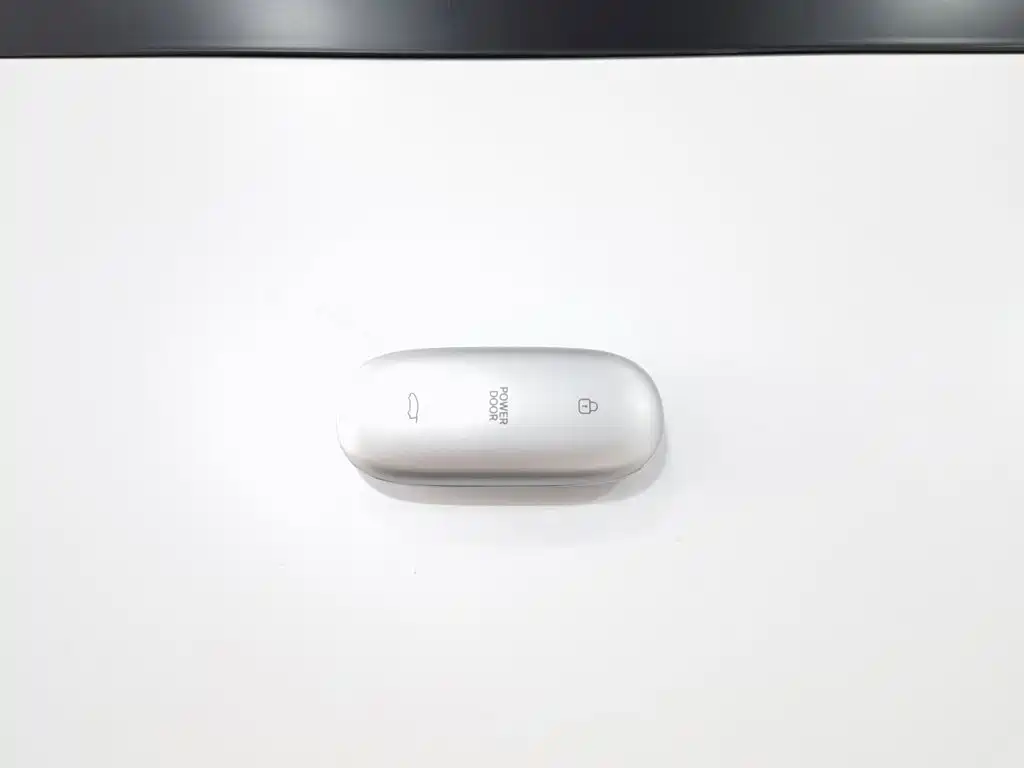 Li Auto Li MEGA — миниатюра 19