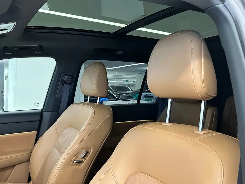 Li Auto Li ONE — миниатюра 11
