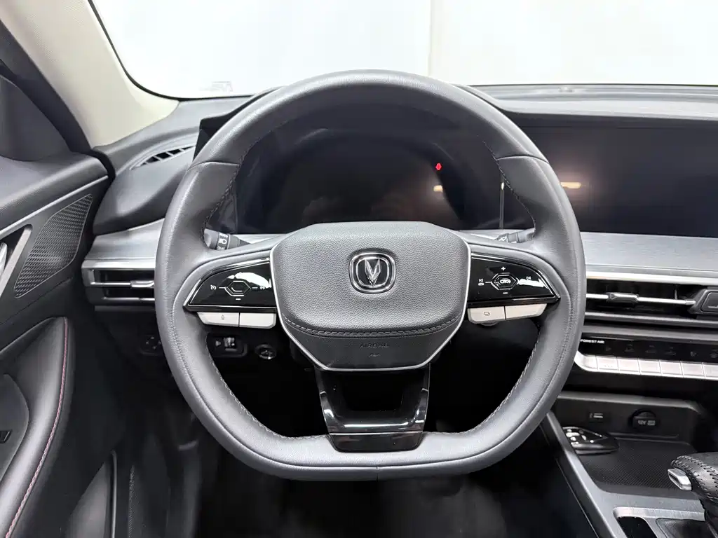 Changan CS35PLUS — миниатюра 12