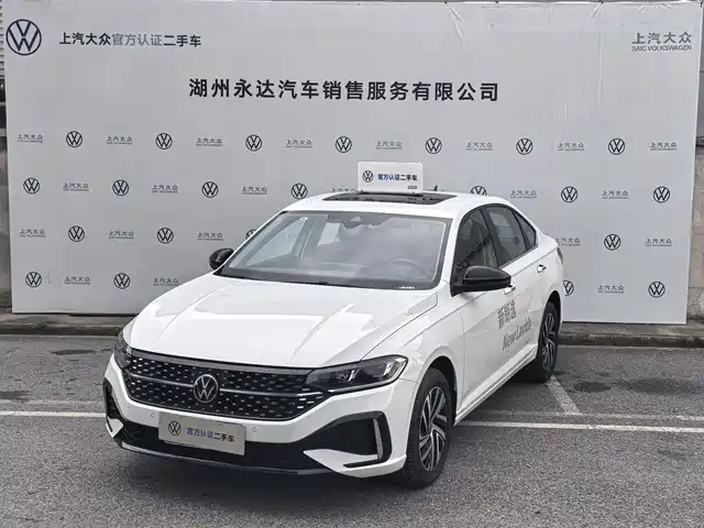 VOLKSWAGEN LAVIDA 2024