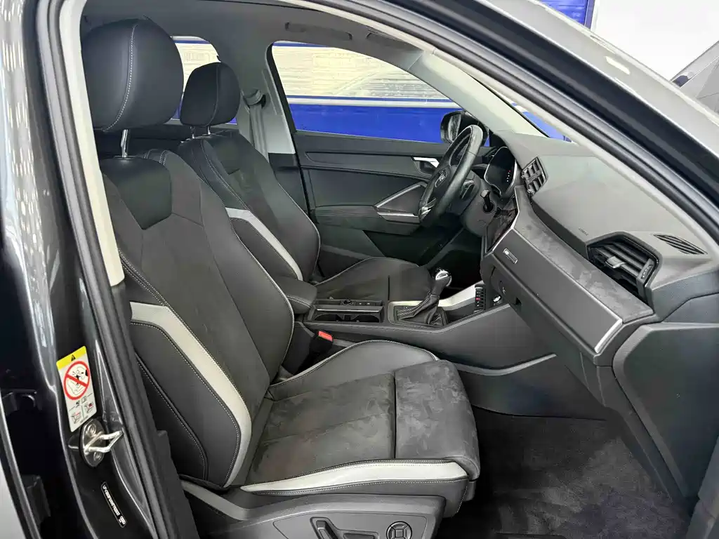 Audi Q3 — миниатюра 13