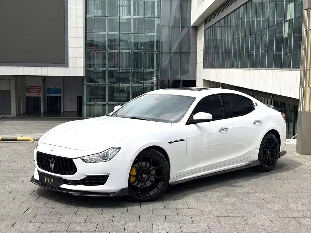 Maserati Ghibli 2021