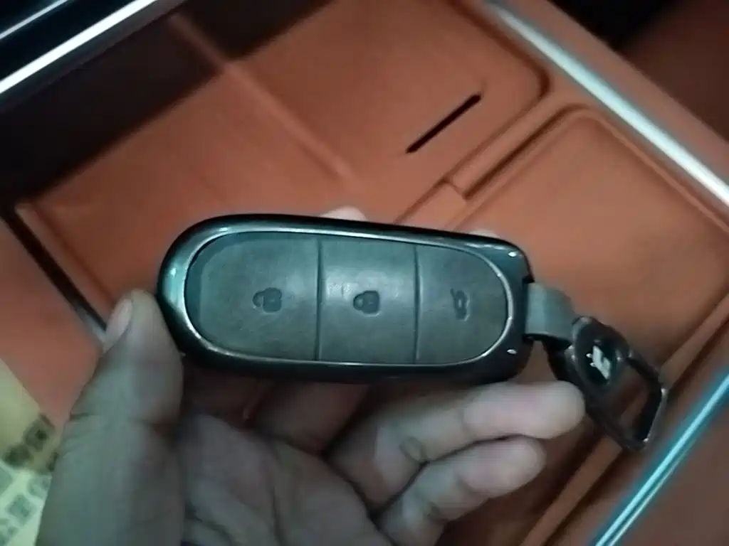Li Auto Li L6 — миниатюра 9