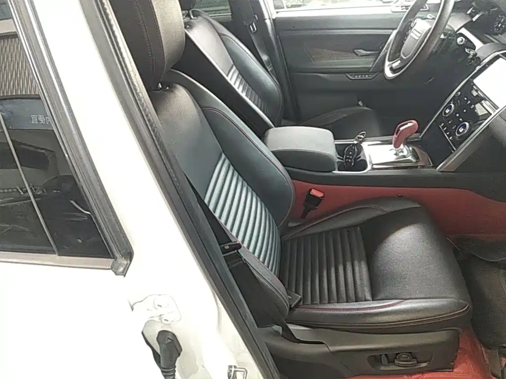 Land Rover Discovery Sport — миниатюра 25