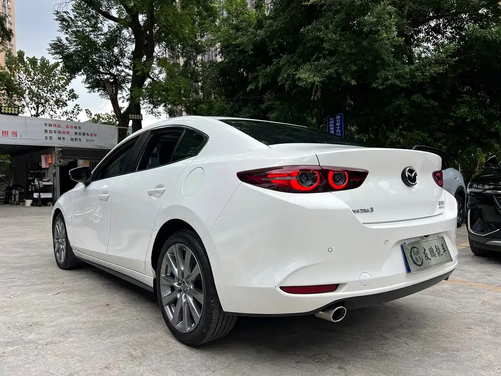 Mazda 3 Axela — миниатюра 19