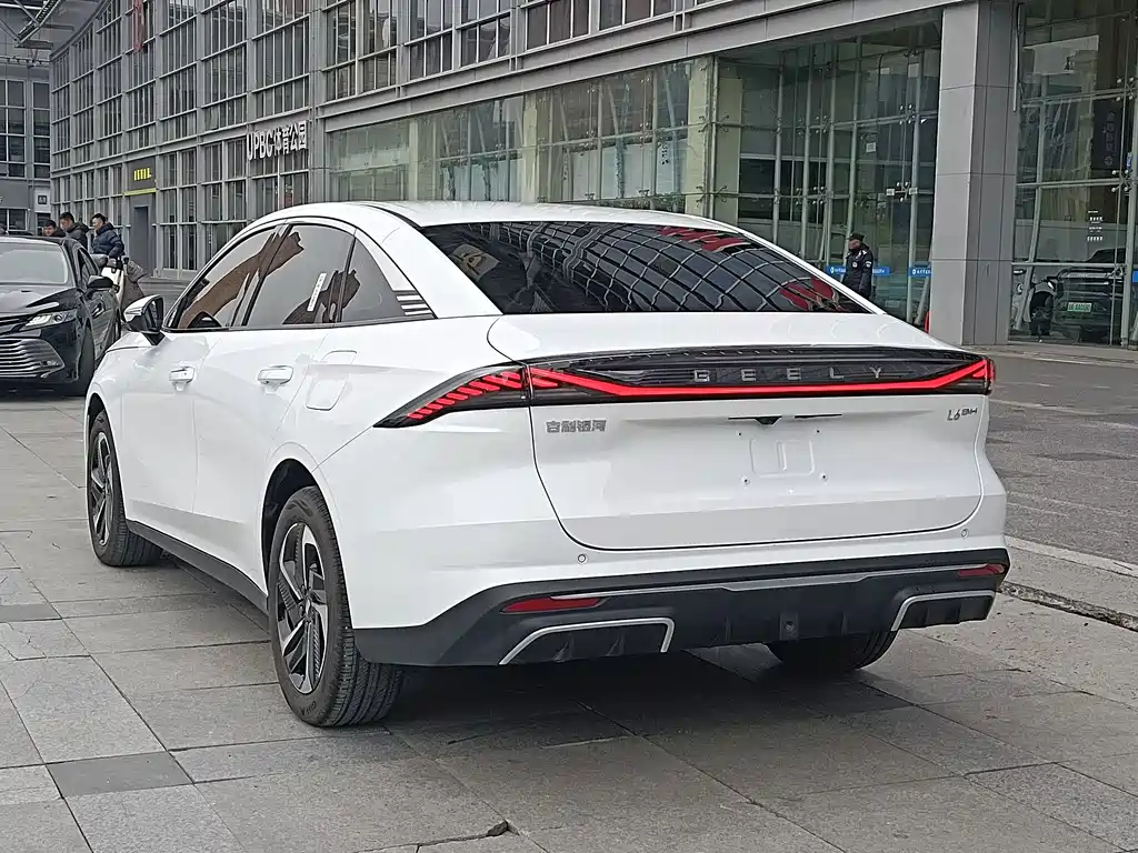 GEELY GALAXY GALAXY L6