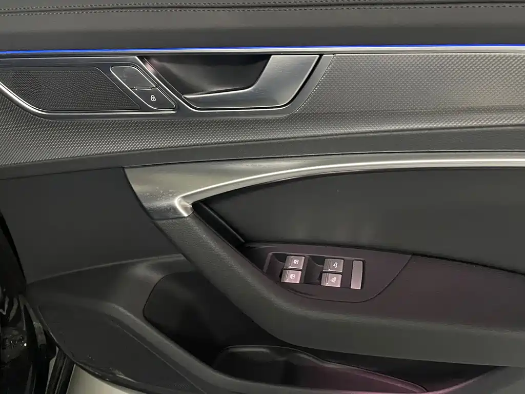 Audi A6L — миниатюра 22