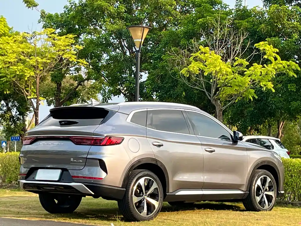 BYD PLUS New Energy — миниатюра 7