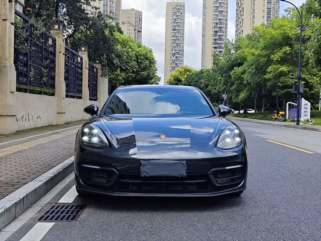 Porsche Panamera — миниатюра 2