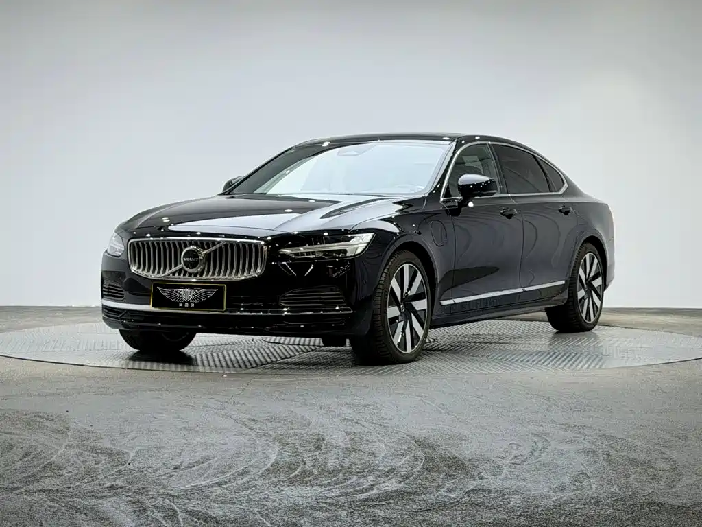 Volvo S90 PHEV