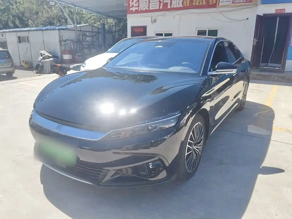 BYD Han — миниатюра 2