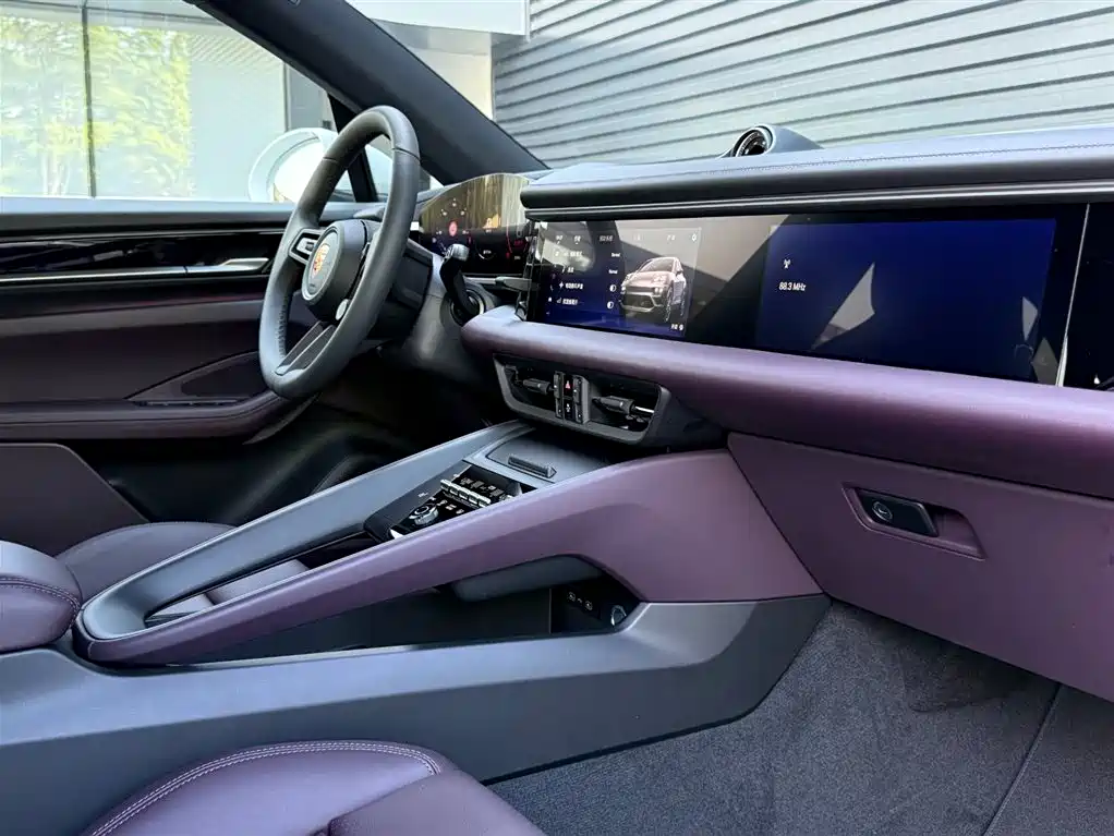 Porsche Macan EV — миниатюра 8