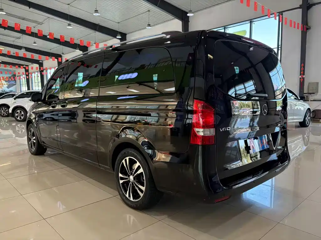 Mercedes-Benz Vito — миниатюра 6
